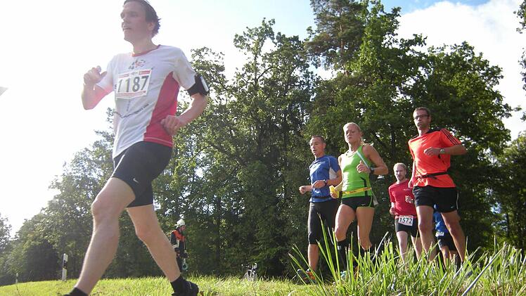 Die Optik stimmt: Viele interessante Perspektiven bot der in vielerlei Hinsicht gelungene Rannunger Wald- und Naturlauf. Foto: ssp