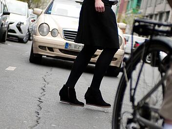 In Aschaffenburg (Unterfranken) wurde ein 19-J&auml;hriger angefahren. Der T&auml;ter verhielt sich besonders feige.Mascha Brichta