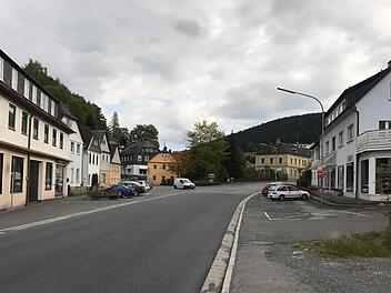 Die B 85 zwischen Rathaus und Schwimmbad soll im nächsten Jahr aufwertet werden.Veronika Schadeck