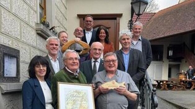 Theinheim: "Oscar der Fischgastronomie" f&uuml;r Gasthof "Zum Gr&uuml;nen Baum"