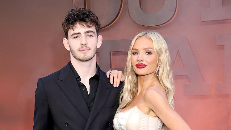Finn Little und Natalie Alyn Lind spielen im "Yellowstone"-Spin-off "Dutton Ranch".