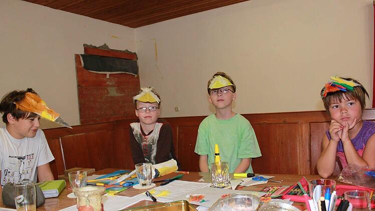 "Sind unsere Schnäbel nicht toll?", fragten Kilian, Matthias, Lukas und Ruth (von links).