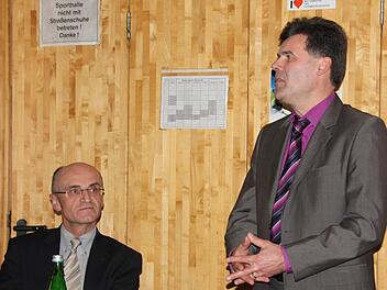 Thomas Sechser (rechts), hier mit Landratskandidat Wilhelm Schneider.