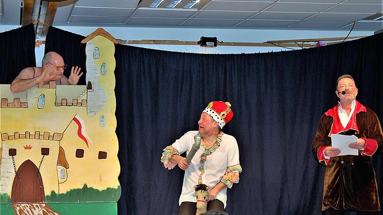 Märchen, wie sie auch hätten sein können, zeigte die Gruppe Äche Brader.Sigismund von Dobschütz