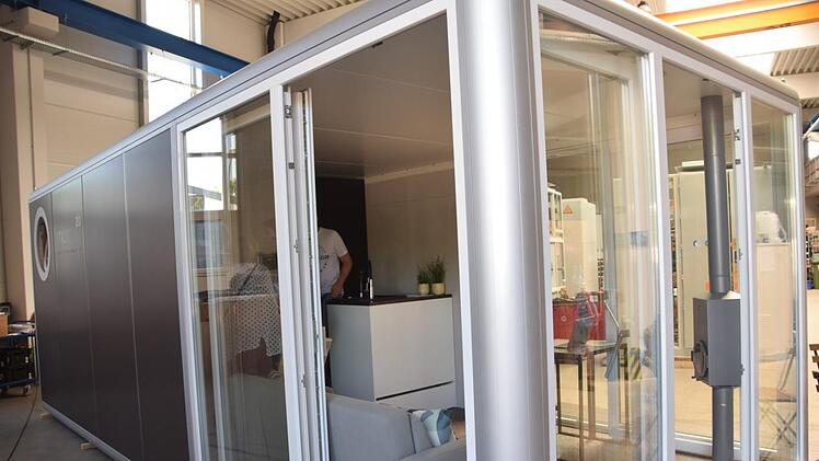 Das "Momo 20" in Vollausstattung mit Wohn- Essbereich, K&uuml;che, Bad und Schlafzimmer. Fotos: Eva-Maria Turnwald