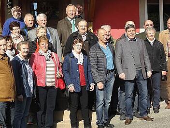 Die Gössersdorfer beim Schultreffen Foto: Dieter Wolf