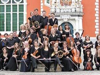 Das Orchester M18 gastiert erstmals beim Festival "Klanggrenzen " in Coburg. Das Benefizkonzert unter dem Motto "Musik und Bewegung" findet am 25. Juni in den Alten Pakethallen statt. Foto: PR