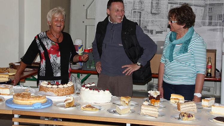 Viele Kuchen blieben übrig.
