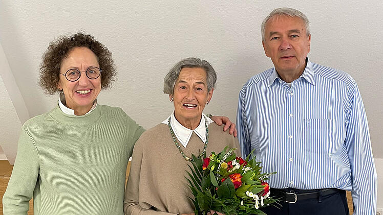 Würzburg: Neue Leitung für die Schreibwerkstatt der Stadtbücherei - "mit eigener Handschrift gestalten"