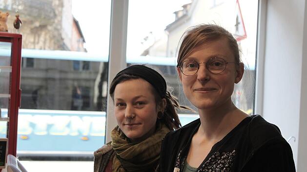 Der Unverpackt-Laden von Theres (l.) und Alina Gerischer l&auml;uft gut. Sie glauben, dass das Konzept nicht nur von einem  aktuellen Trend profitiert. Jann Weckel