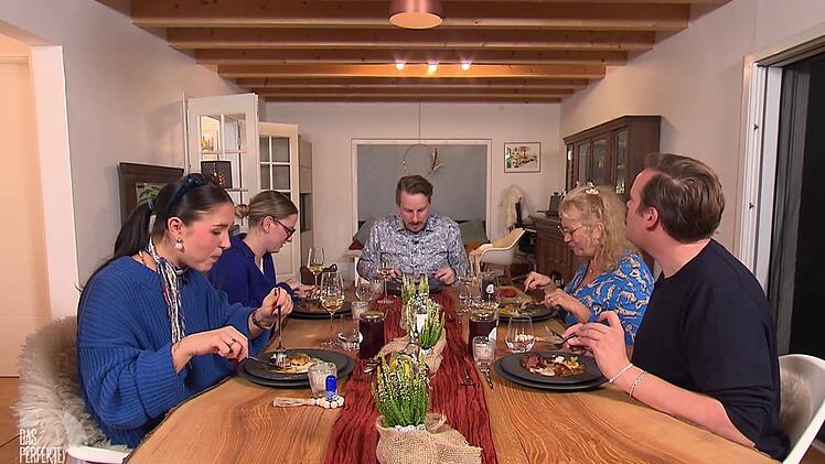An Tag 4 in und um Aschaffenburg trifft sich die "Dinner"-Runde bei Ben in Babenhausen.