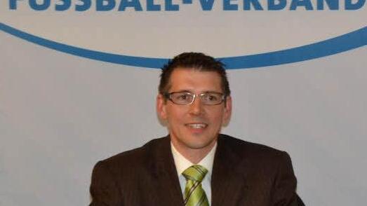 Jürgen Pfau, bisher Kreisspielleiter im Fußballkreis Schweinfurt, wurde einstimmig zum neuen unterfränkischen Bezirksvorsitzenden gewählt.