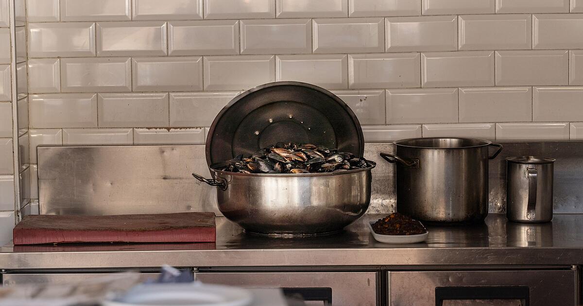 Vergiftet-durch-Essen-Fakten-zu-Lebensmittelvergiftungen