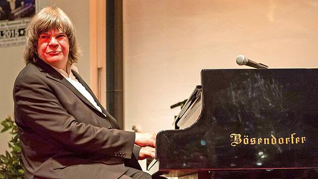 Axel Zwingenberger ist zu Gast in der Piano-B&uuml;hne