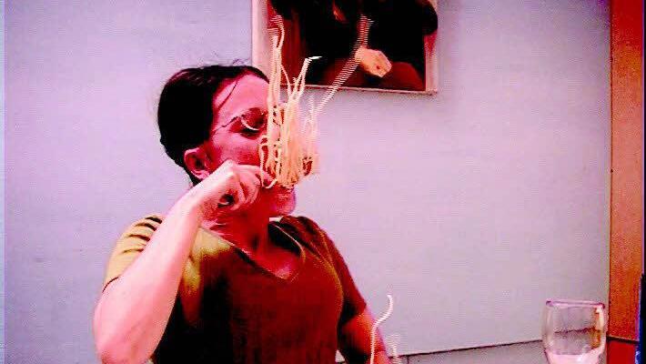 Familie Meiberger lässt die Spaghetti fliegen.  Foto: pr