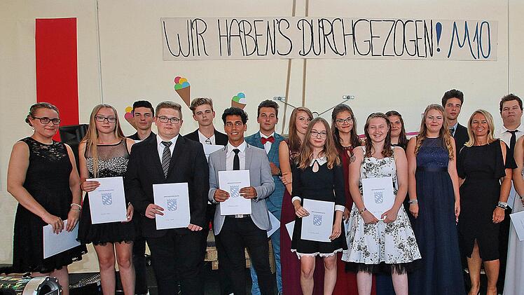 Abschlussfeier der Freiherr-von-Lutz-Mittelschule in Münnerstadt.Dieter Britz