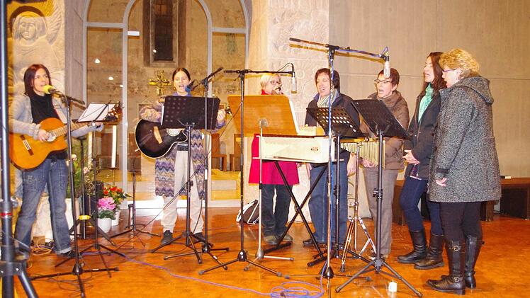 Die Gruppe "Vielstimmig" sorgte für die musikalische Umrahmung.  Foto: Heike Schülein