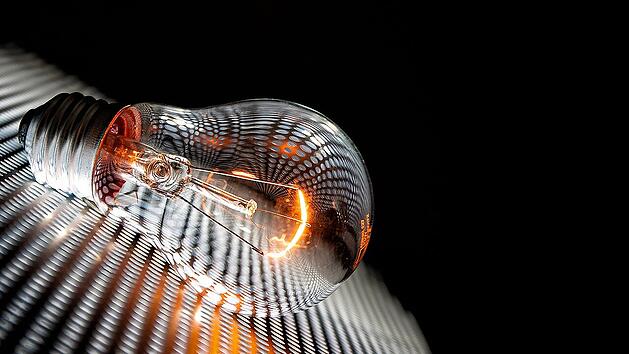 Stromkunden sollen besser vor Firmenwillk&uuml;r gesch&uuml;tzt werden.