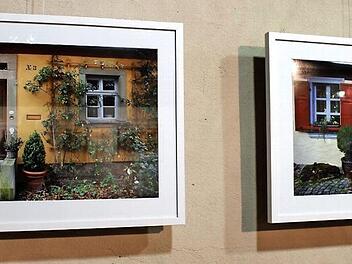 Zwei Exponate der neuen Fotoausstellung "Fenster und Türen im Bamberger Land" Foto: Evi Seeger