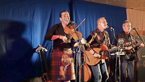 Die Band "Other Roads" gastiert auch heuer wieder in M&uuml;nnerstadt.