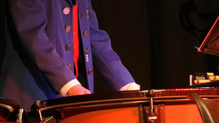 Auch Kesselpauken gehören zum Instrumentarium der Kasendorfer Musiker.