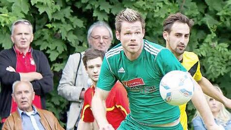 Manuel Schunk hat derzeit das nötige Siegergen und will die TSG Niederfüllbach unbedingt in die Bezirksliga führen, bevor er zum Kronacher Kreisliga-Aufsteiger TSF Theisenort wechselt. Foto: Albert Höchstädter