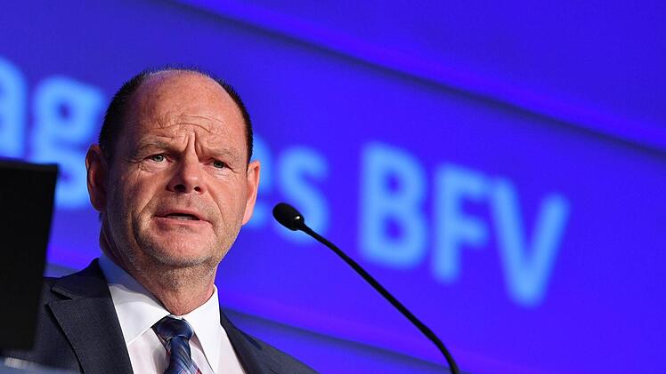 BFV-Schatzmeister Jürgen Faltenbacher. Foto: Sebastian Widmann / Getty Images