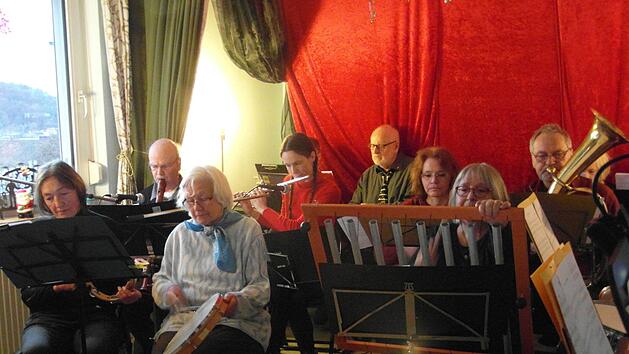 Das Community Music Ensemble der Musikwerkstatt Bad Kissingen gibt es schon seit über zehn Jahren.  Foto: Ursel Müller