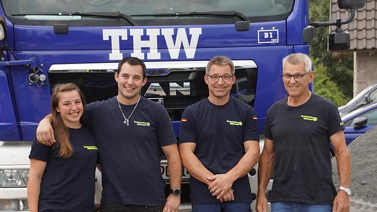 Ihr Herz schlägt für das Technische Hilfwerk (von rechts): Opa Klaus, Vater Nico, Frederic und Patricia Will. Sabine Weinbeer