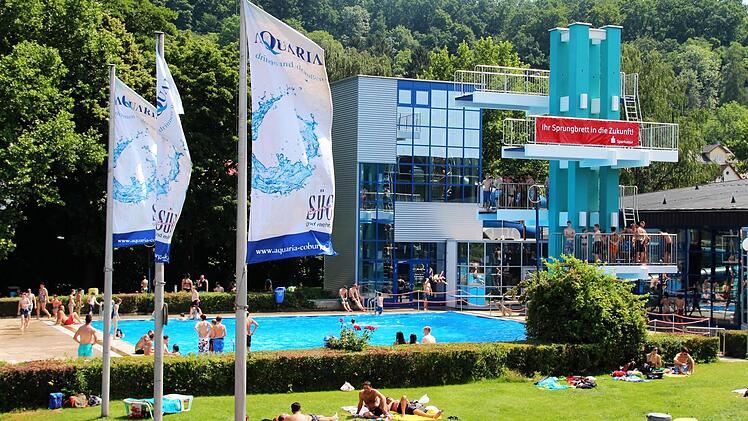 Schwimmbad Aquaria in Coburg