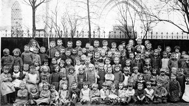 : Aus dem Jahr 1932 stammt diese Aufnahme der Kindergartenkinder.