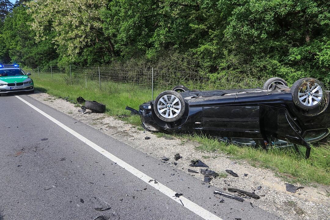 Crash mit Gegenverkehr – vier Menschen bei Strullendorf verletzt
