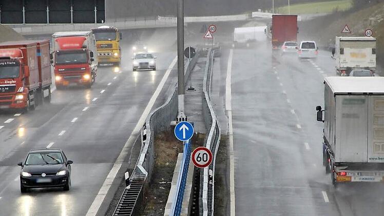 Die A 70 ist wieder in beiden Fahrtrichtungen auf je zwei Fahrspuren freigegeben. Foto: Alexander Hartmann