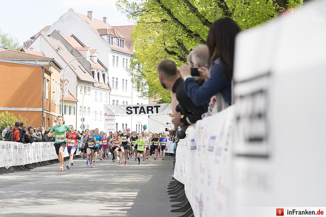 Weltkulturerbelauf 2017 in Bamberg: Der Stadtwerke Schüler-Lauf