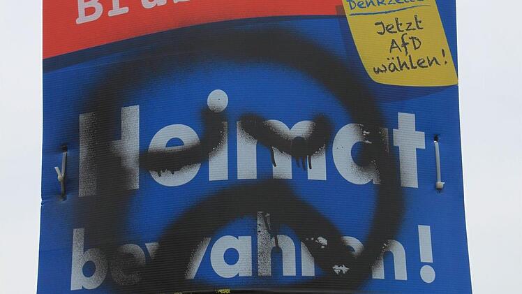 Bekannte Slogans der AfD in Bad Staffelstein - und schnell überspüht