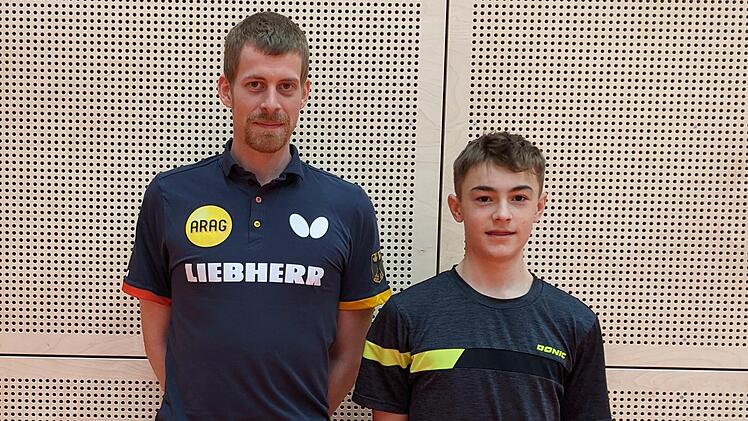 Auch U15-Bundestrainer Chris Pfeiffer (links) hat Konrad Haase von seinem Können überzeugt. Foto: privat