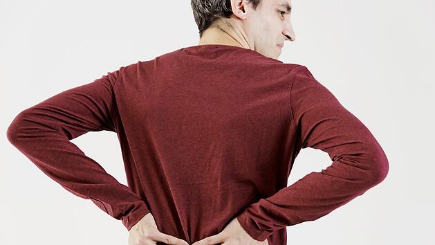 Können Stress, Unzufriedenheit und Unsicherheit tatsächlich Rückenbeschwerden verursachen? Und wie genau funktioniert das? Heißt das, die Schmerzen sind nur eingebildet? Fragen und Antworten zur Psyche und dem Schmerzempfinden. Foto: Monique Wüstenhagen