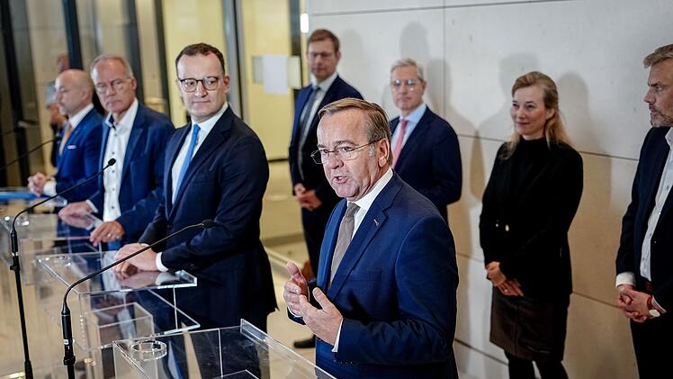 Grundsatzeinigung im Streit um Wehrdienst-Reform