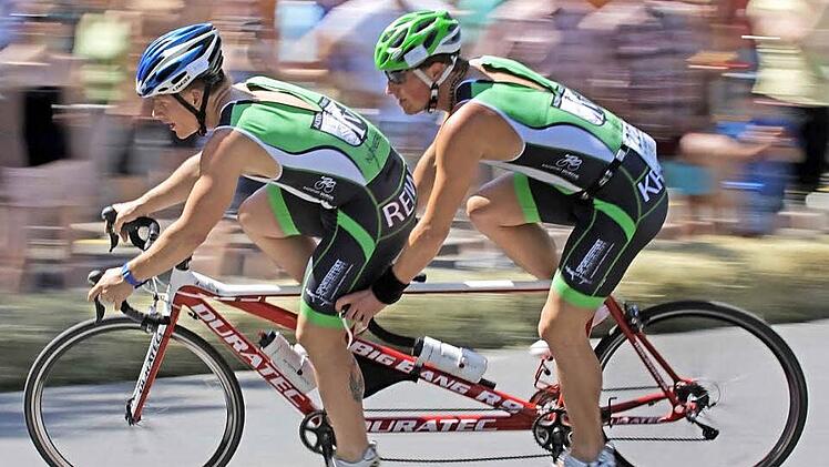 Erstmals gingen Tandems mit einem sehbehinderten und einem nichtbehinderten Sportler an den Start. Fotos: Klaus Gagel