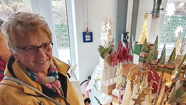 Sonja Hempfling kauft gerne handgefertigte Weihnachtsartikel. Maria L&ouml;ffler