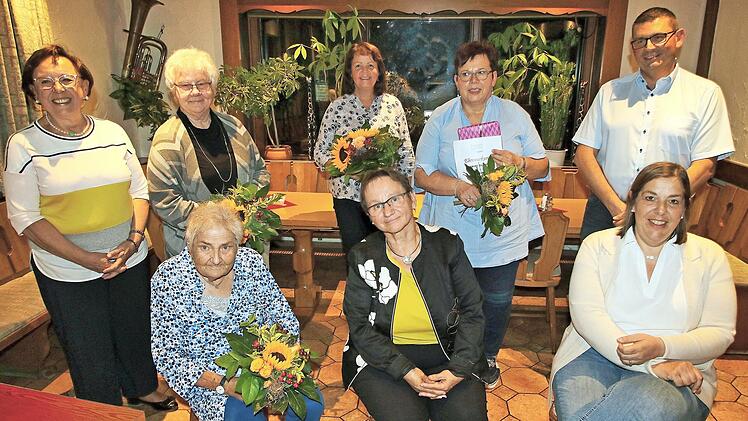 Bei der Hauptversammlung der Frauenunion wurden langjährige Mitglieder geehrt.