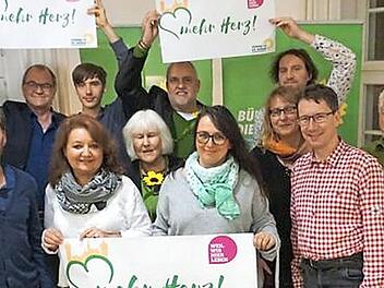 Die Grünen um Georgios Halkias (hinten 2. v. r.) wollen im Stadtrat mehr als die bisherigen vier Sitze erobern. Foto: Richard Sänger