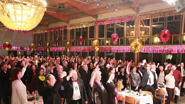 Auch das Publikum musste mitmachen.  Foto: Jürgen Gärtner