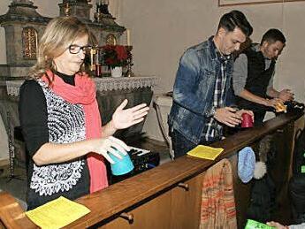 Den Cup-Song interpretierten "Nur Die" innovativ. Fotos: Weinbeer