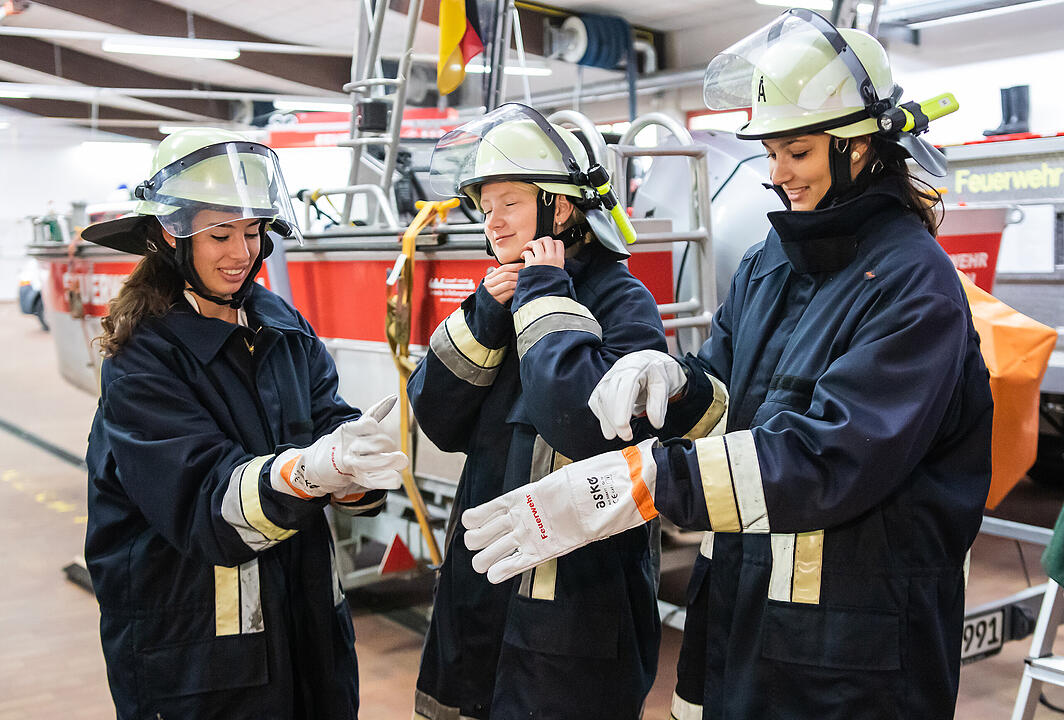 Prinzessinnen bei Feuerwehr