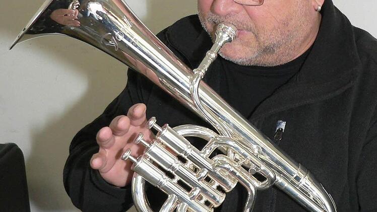Kleiner als das Bariton und typisch für die Brass Band: ein Althorn, hier gespielt von Klaus-Dieter Griebsch