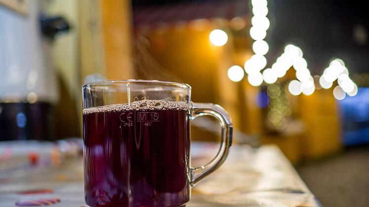 Ein betrunkener Mann musste die Nacht von Sonntag auf Monat bei der Polizei verbringen, weil er auf dem Weihnachtsmarkt mehrere Frauen bel&auml;stigt hatte. Foto: Olympus Digital Camera.