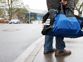 Die Stadt muss für Menschen Sorge tragen, die plötzlich ohne Dach über dem Kopf auf der Straße stehen. Foto: Heike Beudert
