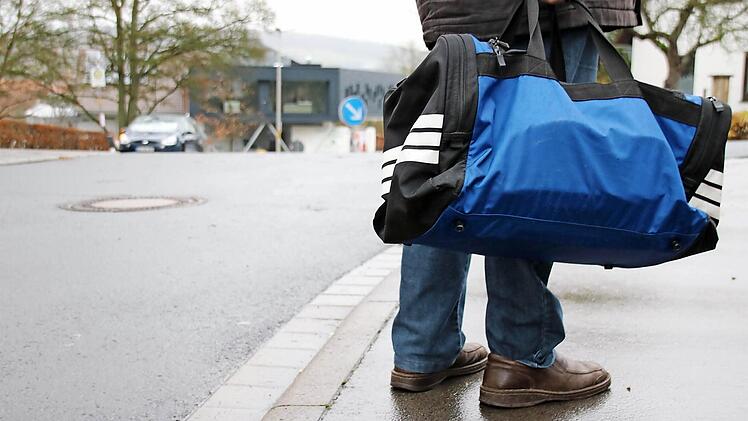 Die Stadt muss für Menschen Sorge tragen, die plötzlich ohne Dach über dem Kopf auf der Straße stehen. Foto: Heike Beudert