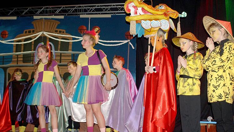 Aus dem neuen Stück der Angels. Foto: Susanne Deuerling